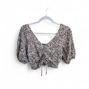 Lush Crop Smocked Women's Puffed Sleeve Floral Top SMALL NWT